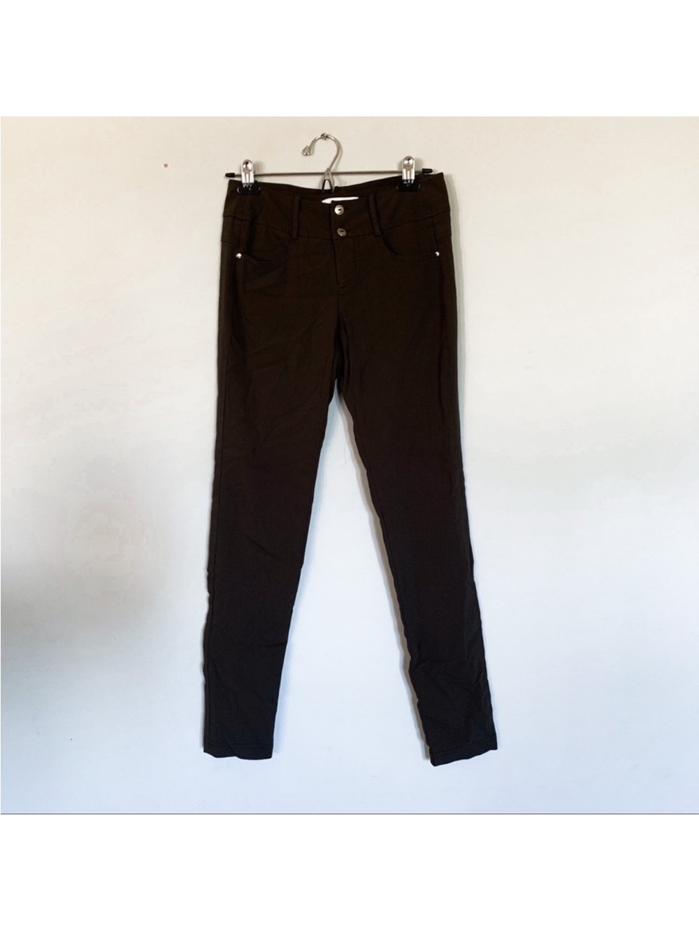 Brenda Beddome 🇨🇦 • Skinny Pant